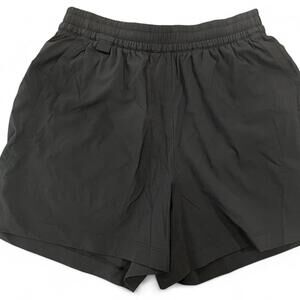 Lululemon Women's Black and Grey Shorts